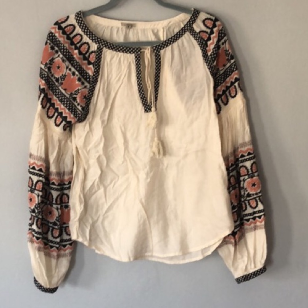 Patterned Blouse - Picture 5 of 5